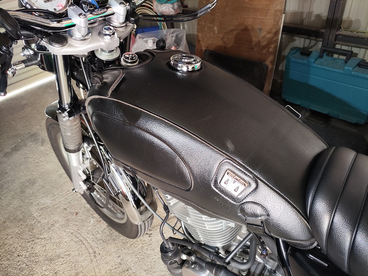 バイク用 FRP製　タンクカバー　sr400 Re-IMG_20260627_153008.jpg